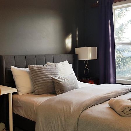 Tuscan Ridge Guesthouse Calgary West Екстер'єр фото