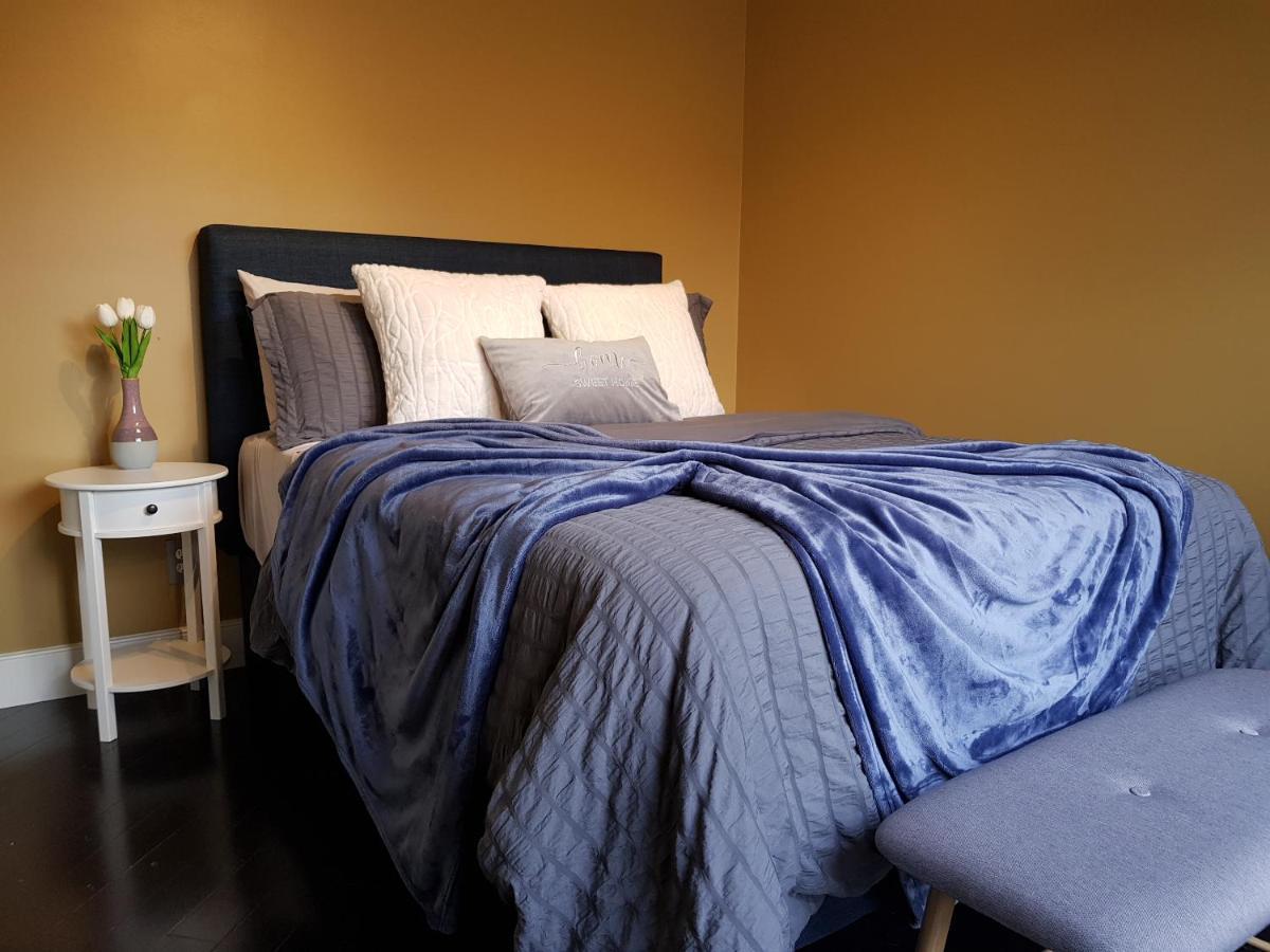Tuscan Ridge Guesthouse Calgary West Екстер'єр фото