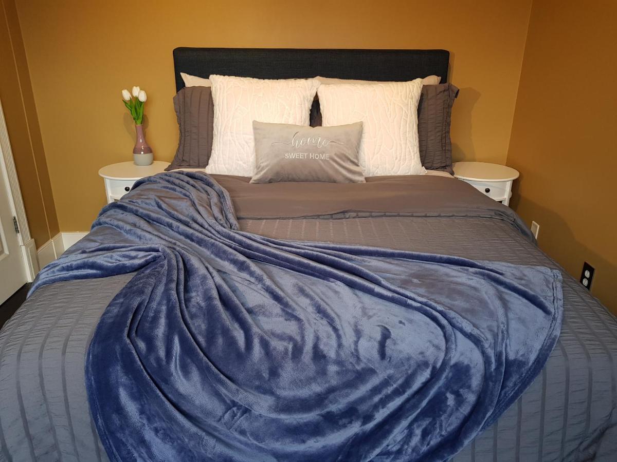 Tuscan Ridge Guesthouse Calgary West Екстер'єр фото