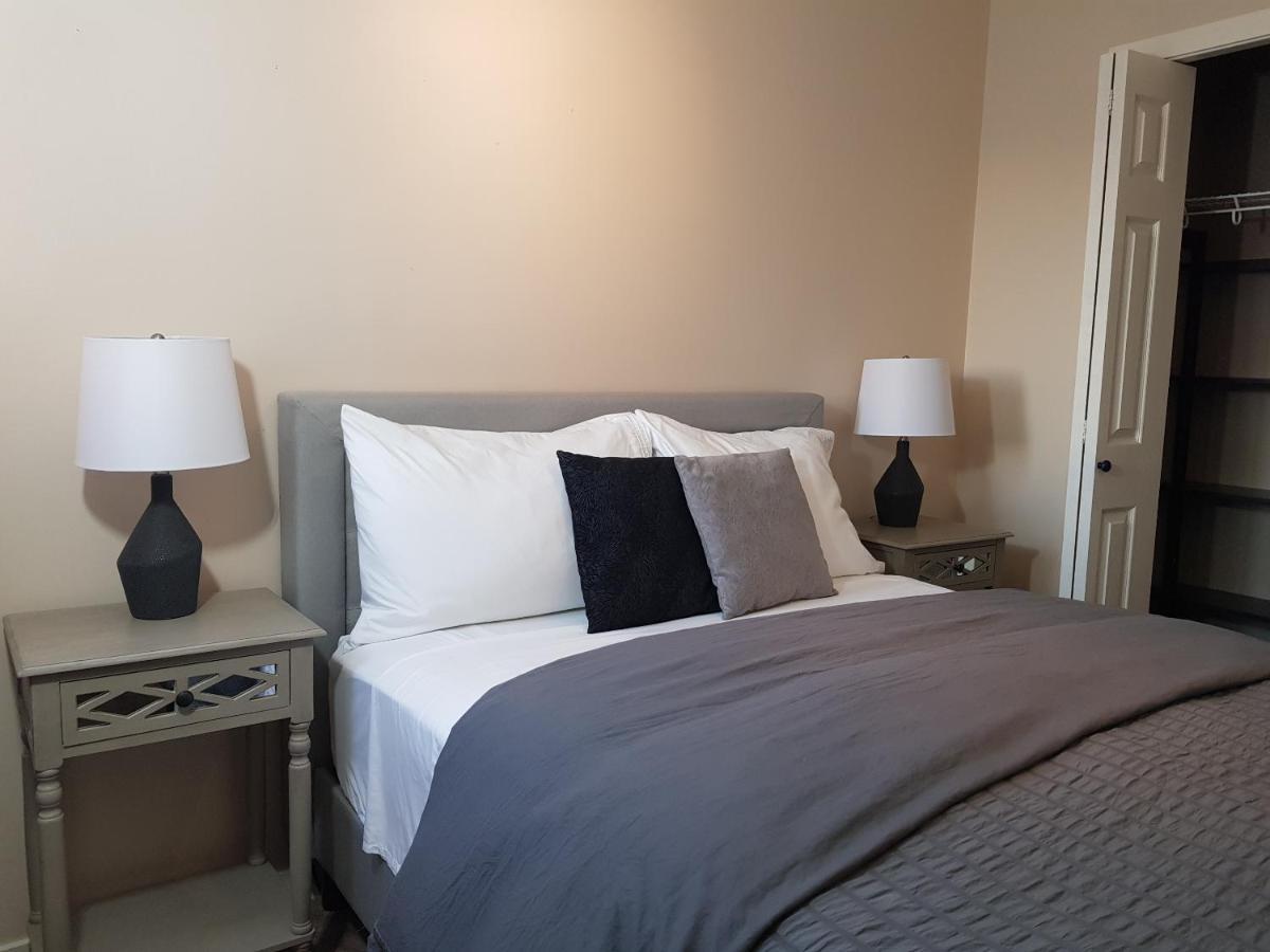 Tuscan Ridge Guesthouse Calgary West Екстер'єр фото