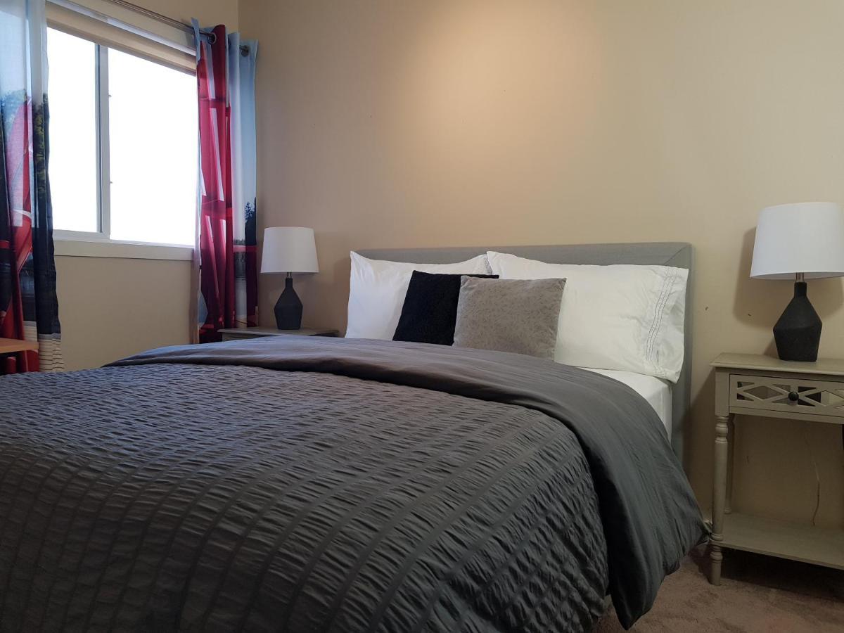 Tuscan Ridge Guesthouse Calgary West Екстер'єр фото
