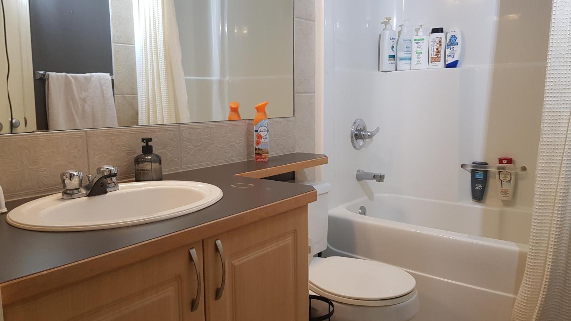 Tuscan Ridge Guesthouse Calgary West Екстер'єр фото