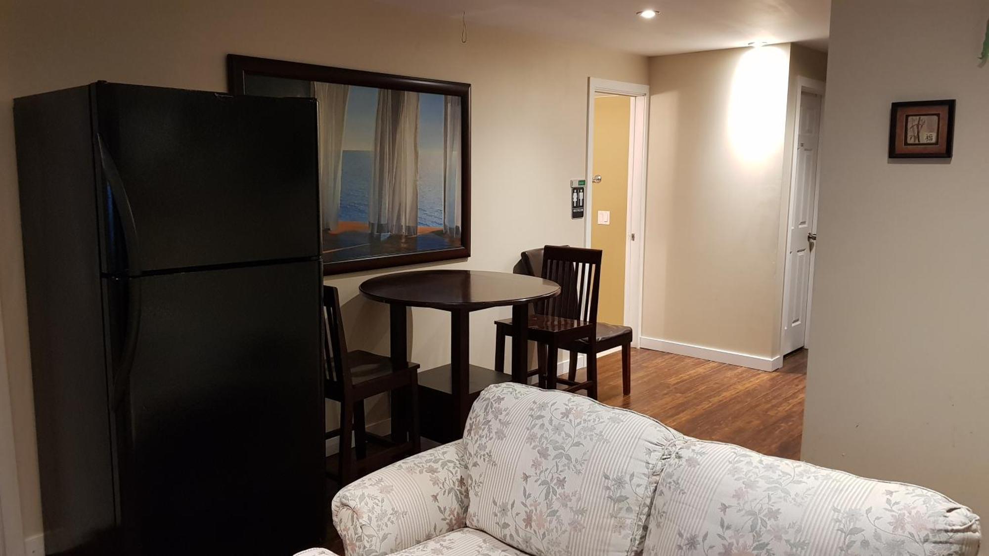 Tuscan Ridge Guesthouse Calgary West Екстер'єр фото