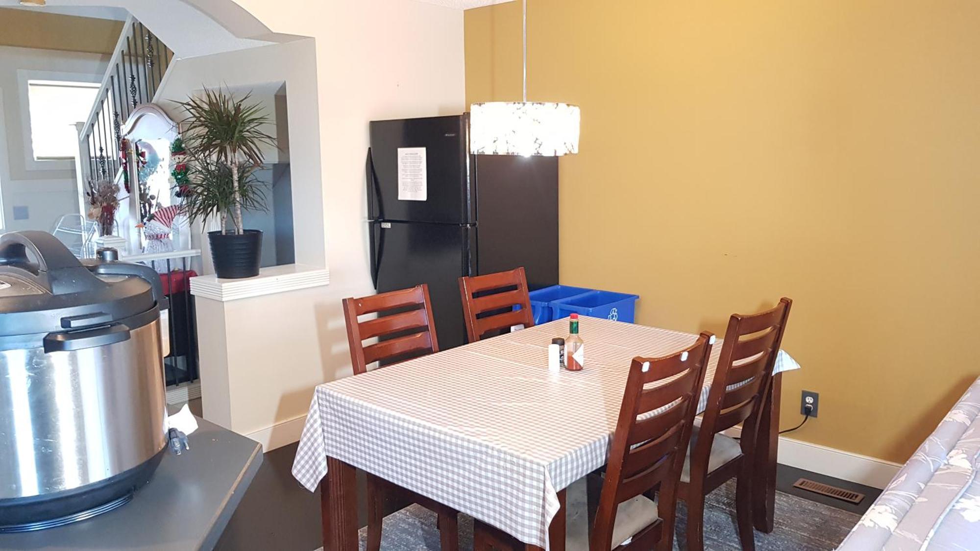 Tuscan Ridge Guesthouse Calgary West Екстер'єр фото